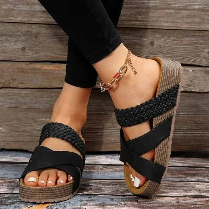 Naya Orthopedic Sandals